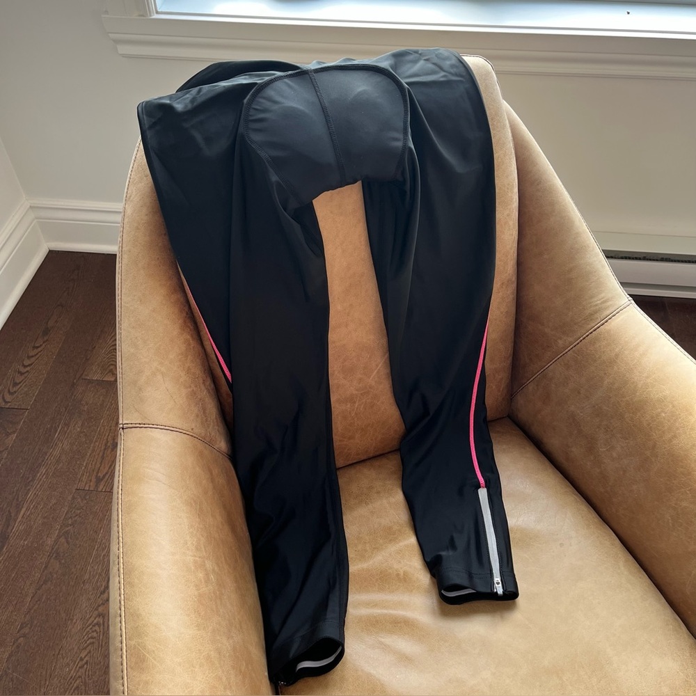 Black Cycling Pants with Pink Accents